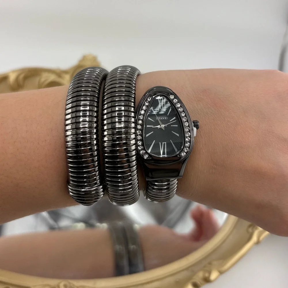 Full Black Serpenti Style Watch | Stainless Steel | Water Resistant